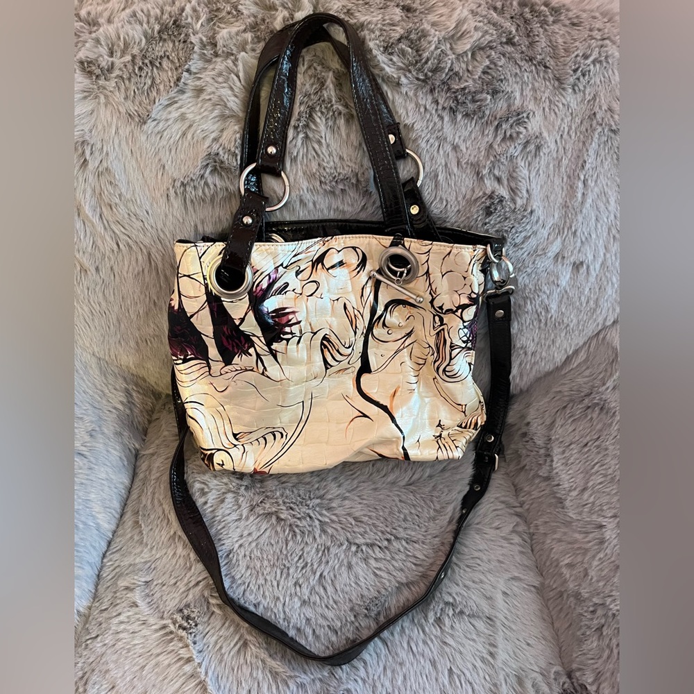 Hong Kong Crossbody Bag